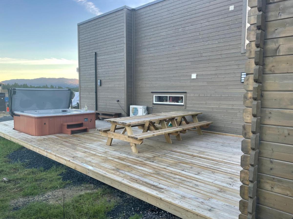 Exclusive Funkis Cabin, Lake View, Rooftop Terrace, Jacuzzi, Sauna, Close To Golf And Alpine Vrådal Dış mekan fotoğraf